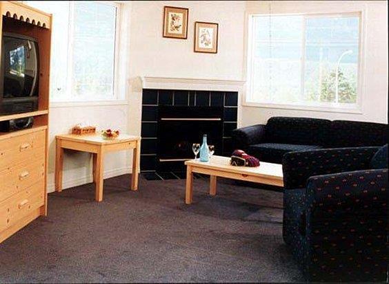 Banff Boundary Lodge Canmore Servicios foto